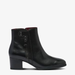 Boots v:7200889 Boots v:7200889