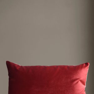 Fløyelspute Beverly 30×50 cm v:9195001 Fløyelspute Beverly 30×50 cm v:9195001
